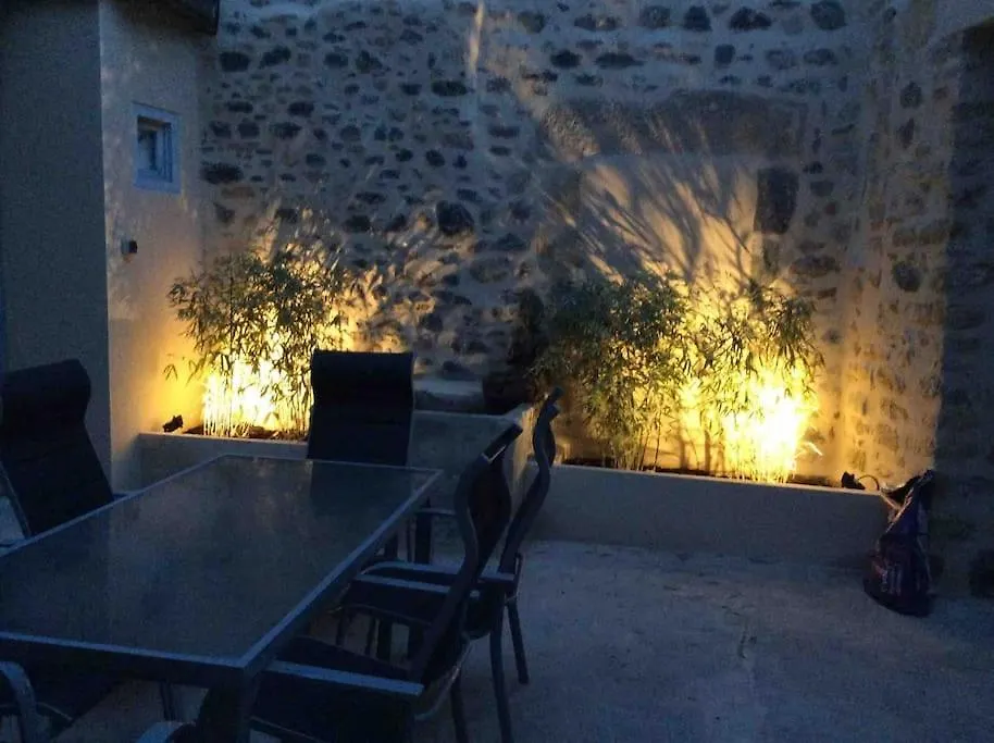 Petit Village Au Calme Chadeleuf 0*,